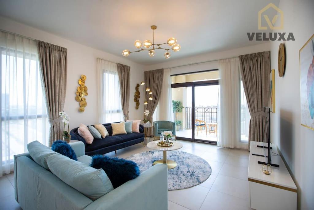 Veluxa - Luxury And Bright 1 Bedroom Apartment, Burj View! Dubái Exterior foto