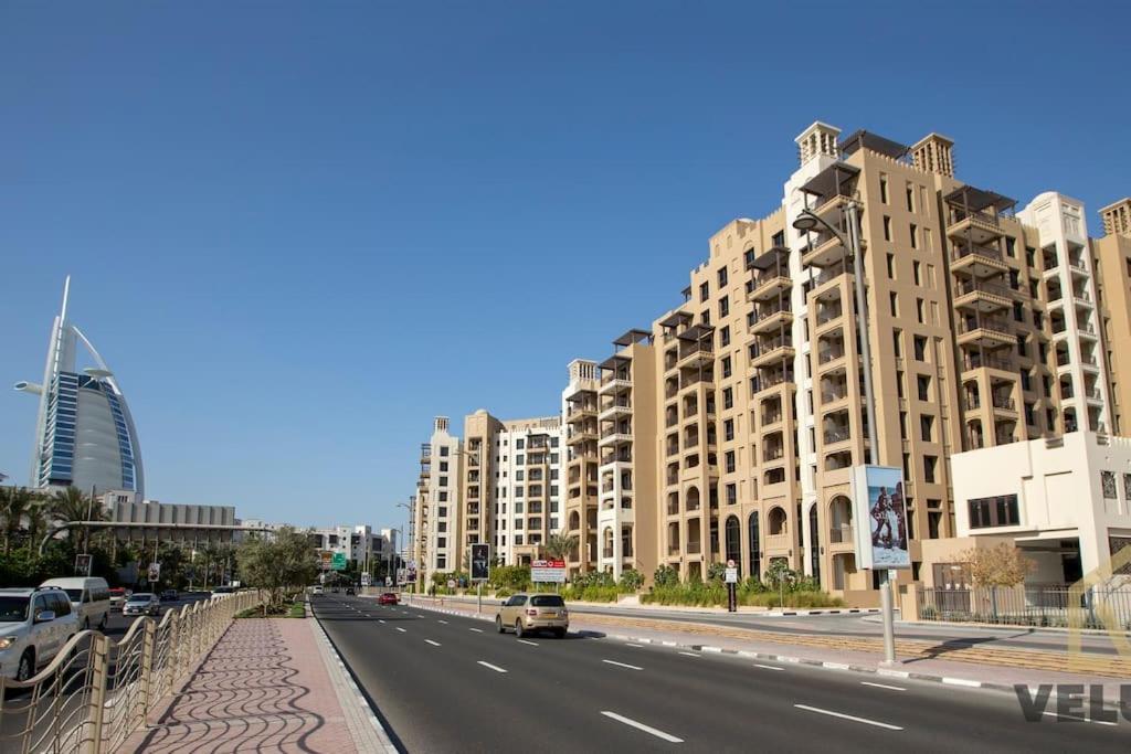 Veluxa - Luxury And Bright 1 Bedroom Apartment, Burj View! Dubái Exterior foto