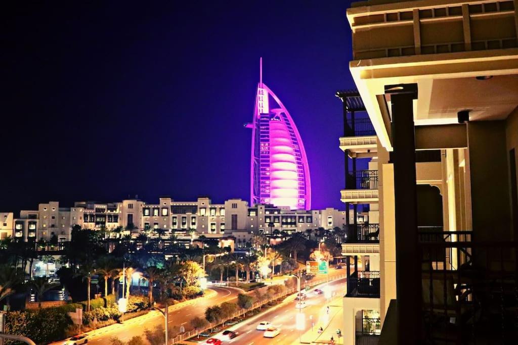 Veluxa - Luxury And Bright 1 Bedroom Apartment, Burj View! Dubái Exterior foto