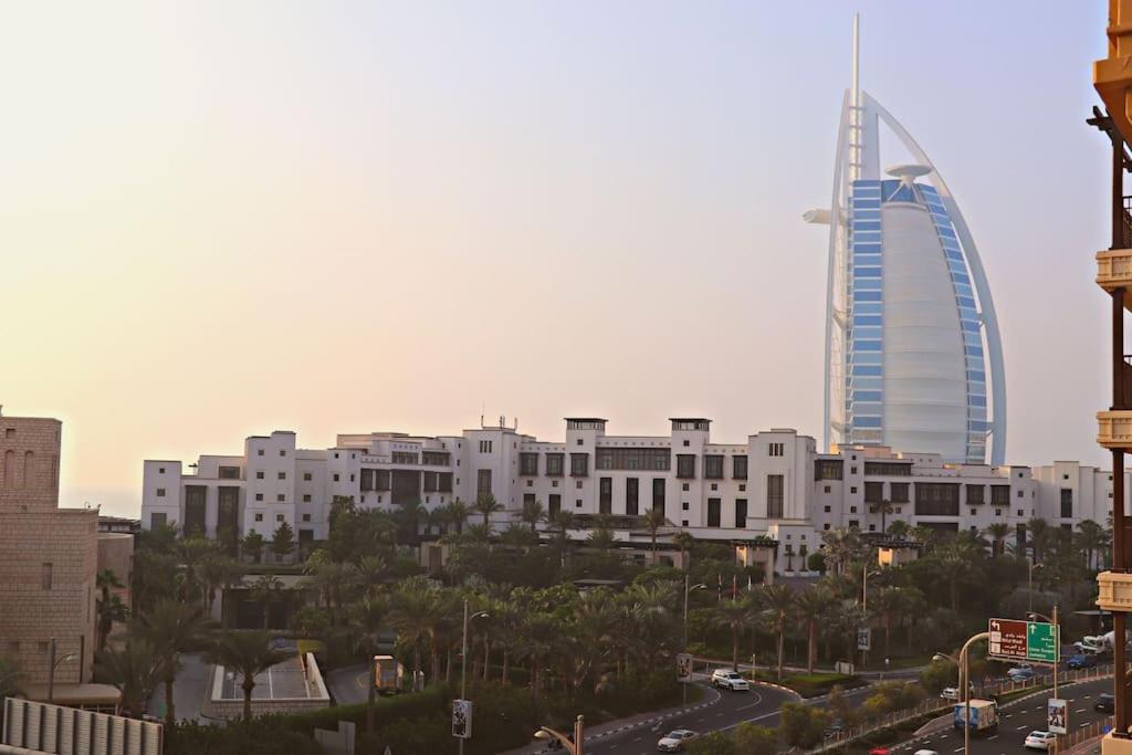 Veluxa - Luxury And Bright 1 Bedroom Apartment, Burj View! Dubái Exterior foto